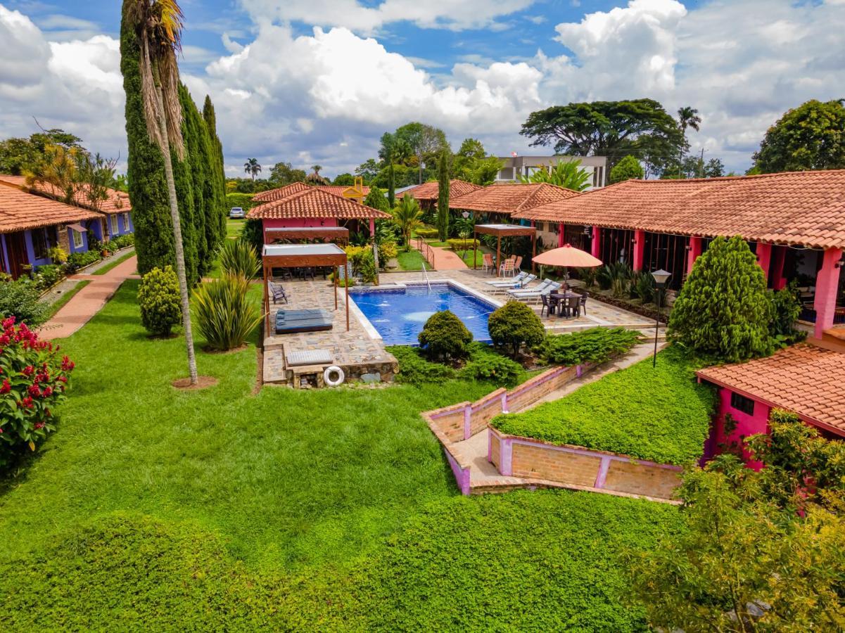 Hotel Campestre Solar De La Luna Albania  Екстер'єр фото